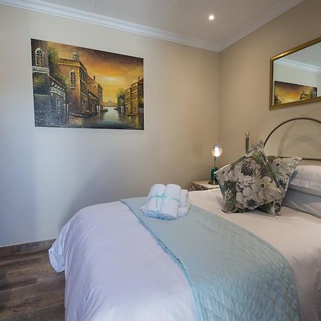 Kings Halt Hotel Bloemfontein Buitenkant foto