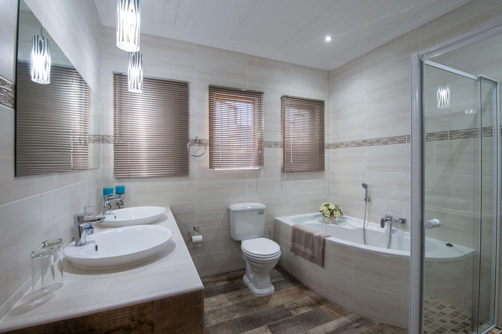 Kings Halt Hotel Bloemfontein Buitenkant foto