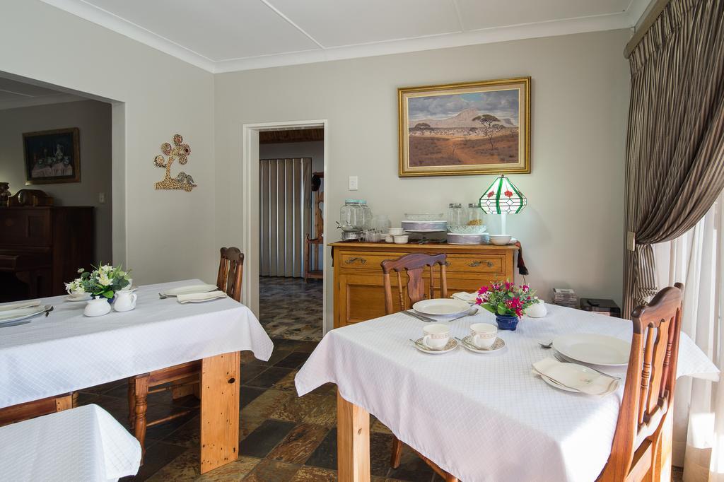 Kings Halt Hotel Bloemfontein Buitenkant foto